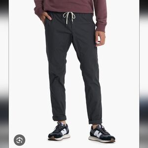 Vuori Men's Ripstop Pants - Size Medium
